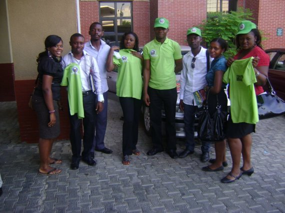 NATIONAL COORDINATOR OF YISA (5TH FROM LEFT) AND SOME YOUTHS AFTER AN AGRIC. RE-ORIENTATION WORKSHOP
